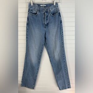 Pacsun women’s “dad jean” denim button fly jeans. Size 25